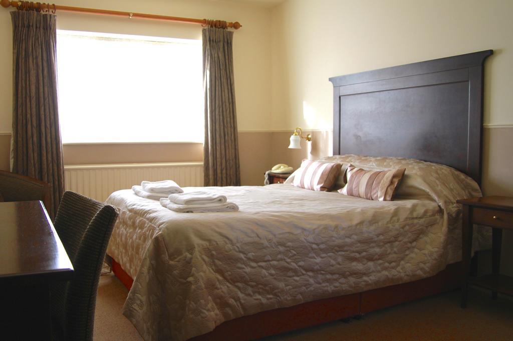 The Bell Hotel Clare Δωμάτιο φωτογραφία