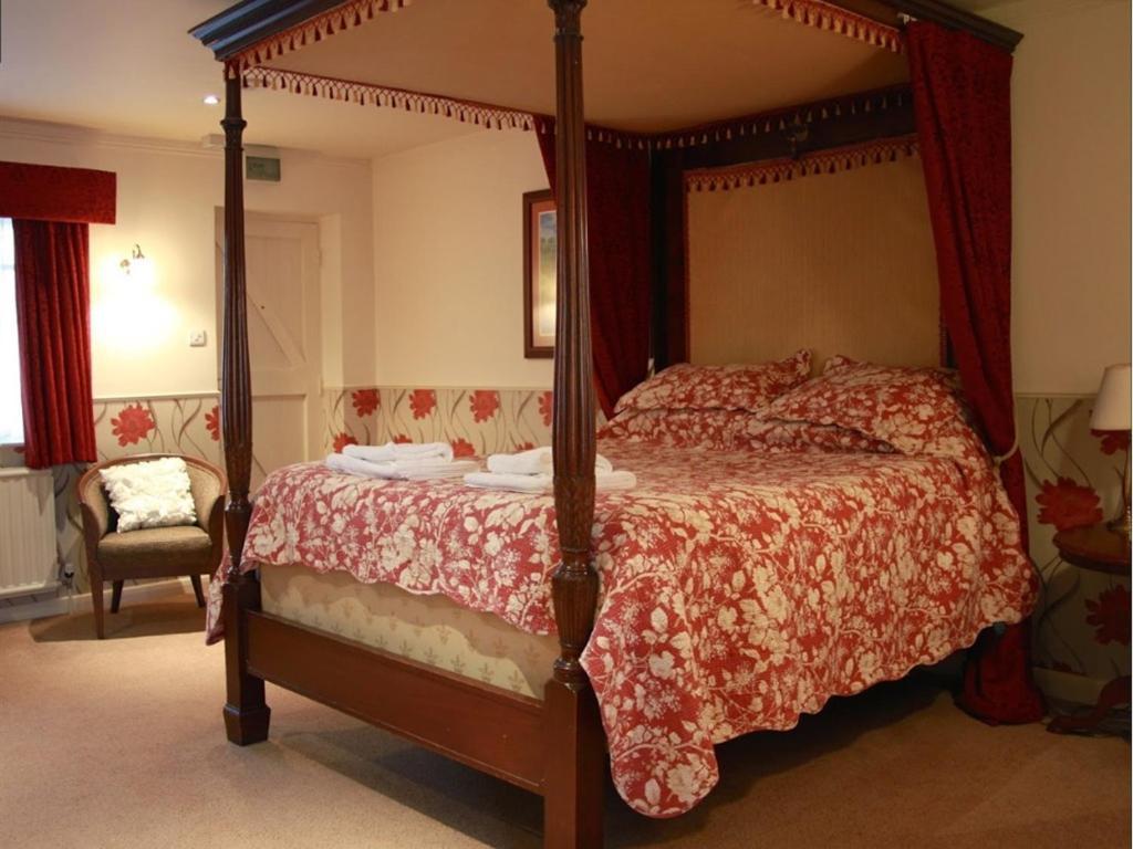 The Bell Hotel Clare Εξωτερικό φωτογραφία