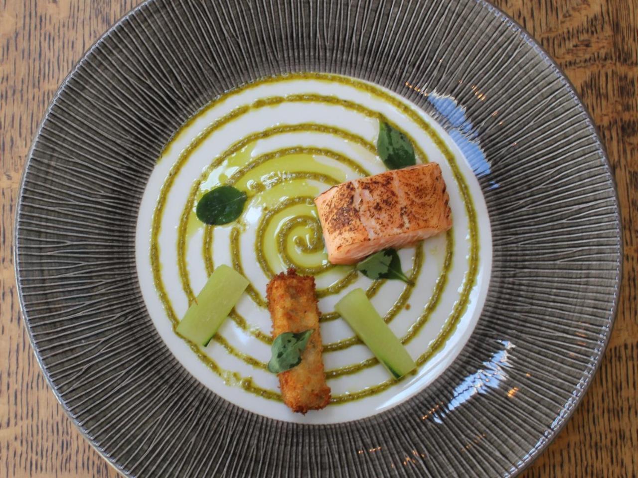 The Bell Hotel Clare Εξωτερικό φωτογραφία