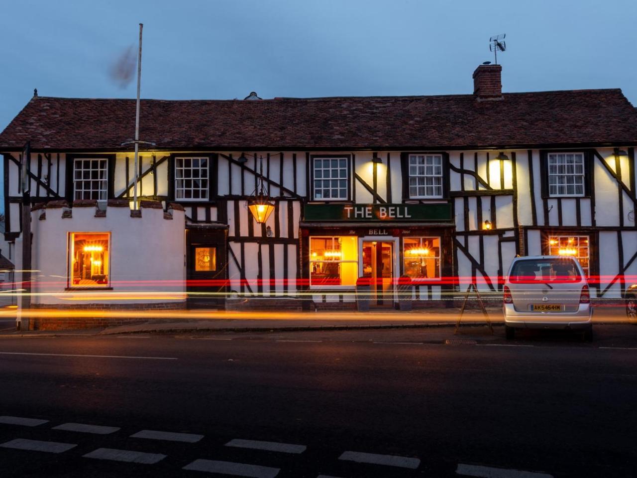 The Bell Hotel Clare Εξωτερικό φωτογραφία