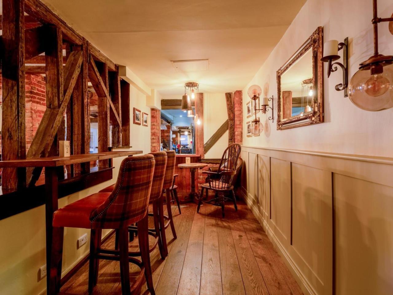The Bell Hotel Clare Εξωτερικό φωτογραφία